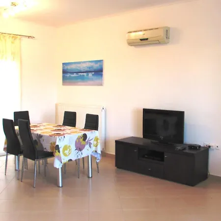 Apartment Elia Mare *